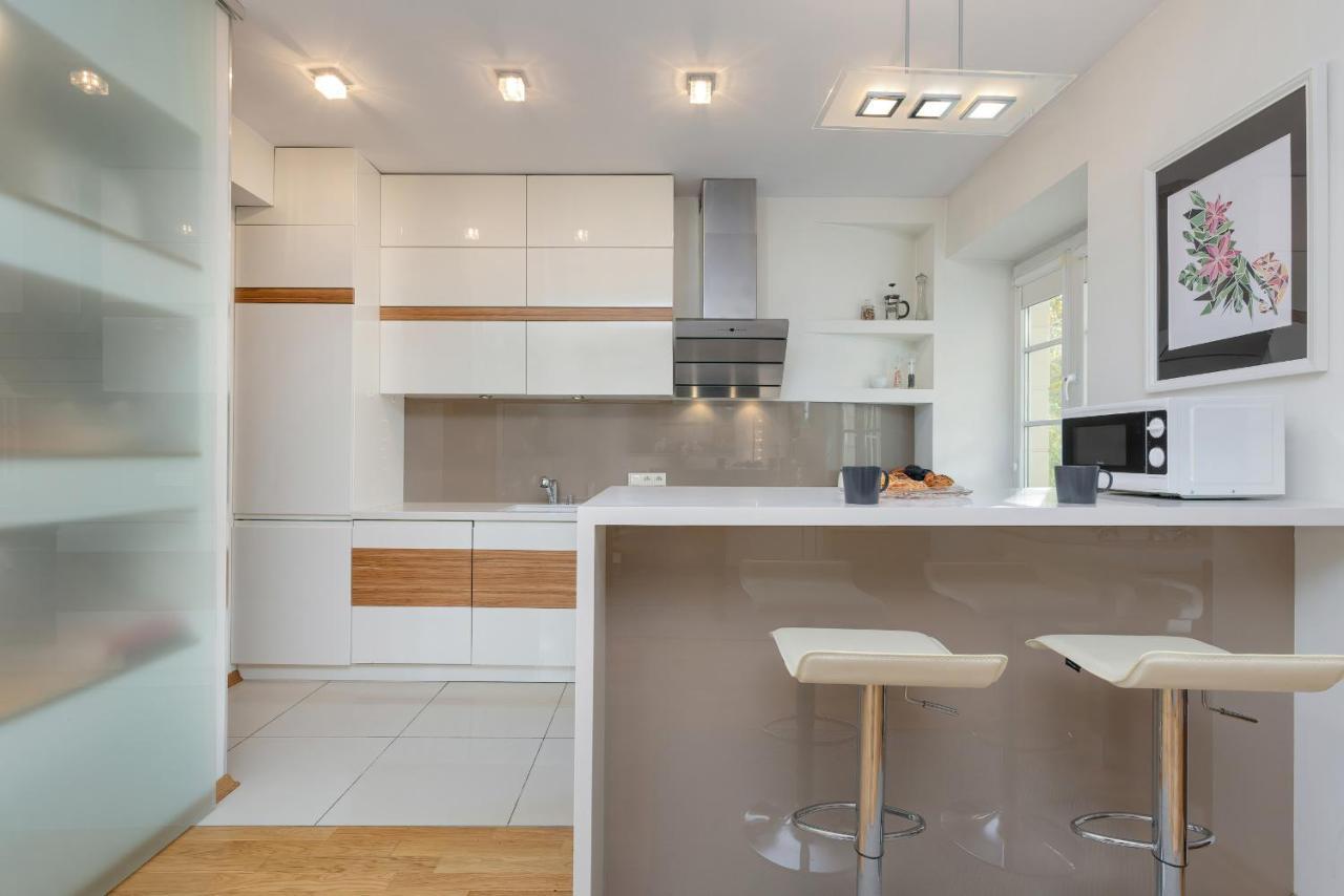 Apartmán Cosy With Parking In The Centre By Renters *
